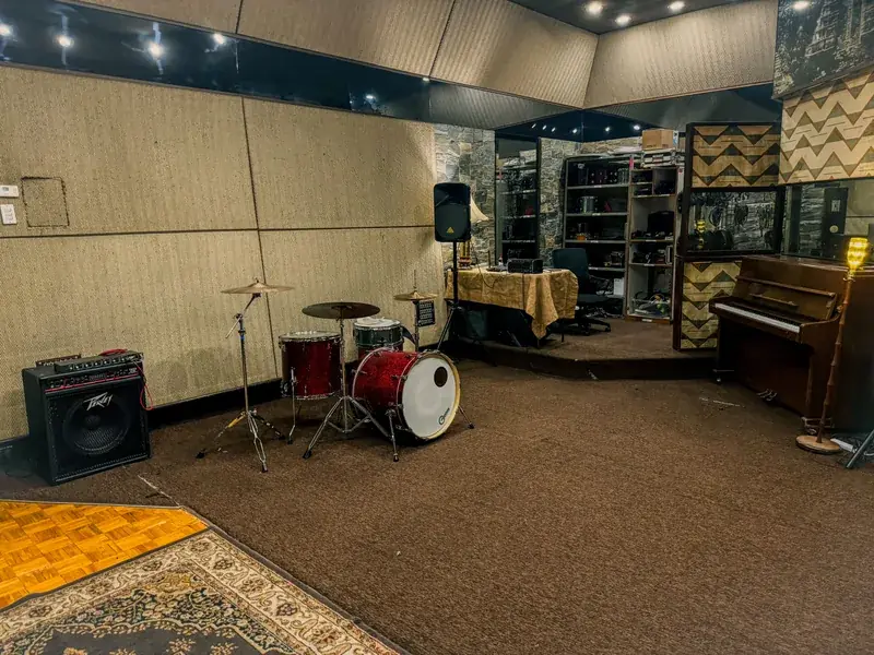 Fotografía del Estudio Phantom Records. 2026. Foto 12